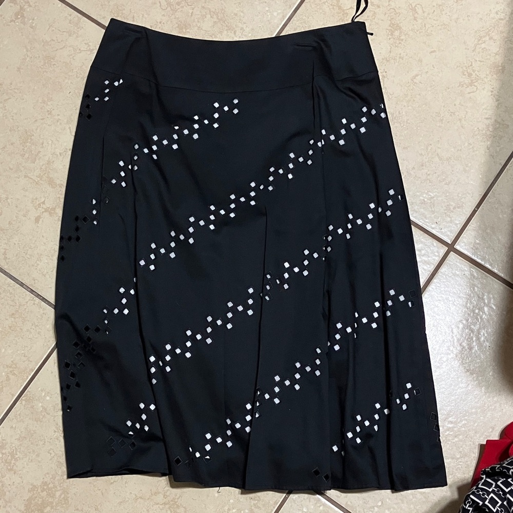 Jones New York Black Skirt with White Patterns